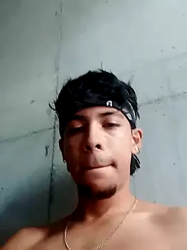 Elputas online show from November 4, 2025, 4:33 pm