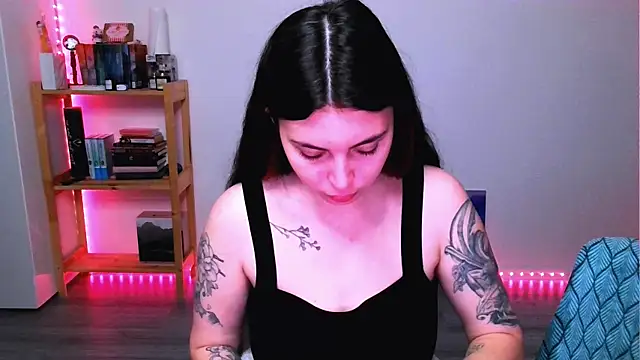 peaachybabe   online show from October 19, 2025, 2:58 am