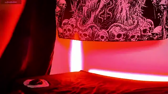 Agnes jones  online show from November 18, 2025, 2:27 am