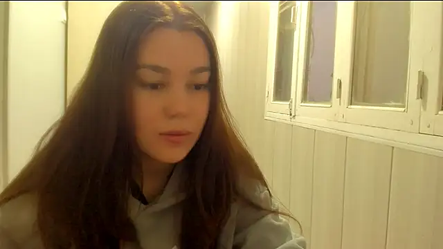 Snapshot of LunaXmii chatting on November 15, 2025, 1:42 am LunaXmii online show from November 15, 2025, 1:42 am