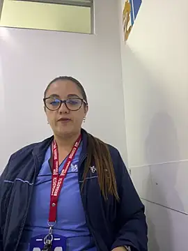 Shianrose online show from November 12, 2025, 4:00 pm