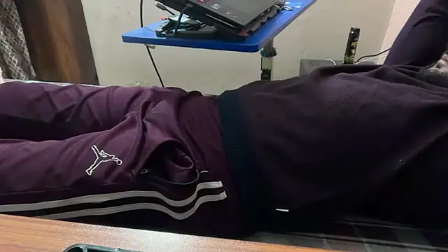 sexyboy09 online show from October 19, 2025, 7:49 pm