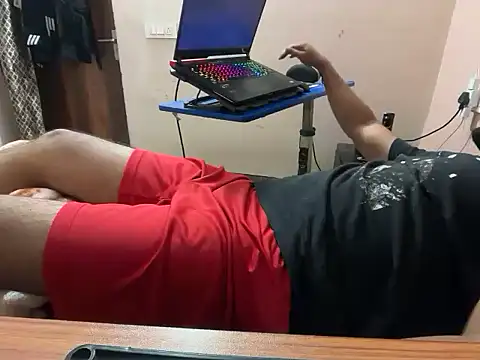 sexyboy09 online show from October 11, 2025, 9:32 am