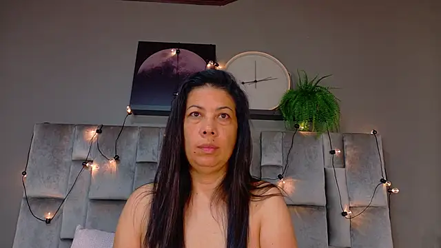Snapshot of JaylaScott__ chatting on April 21, 2026, 11:39 am JaylaScott online show from April 21, 2026, 11:39 am