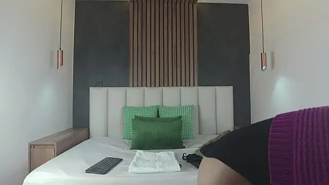 Snapshot of JaylaScott__ chatting on September 22, 2025, 11:49 am JaylaScott online show from September 22, 2025, 11:49 am