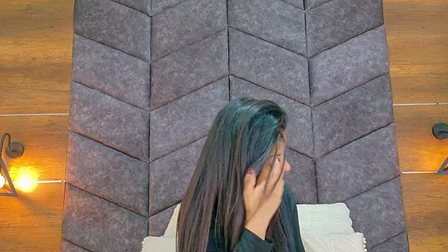 JaylaScott   online show from March 17, 2026, 11:46 am