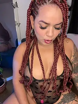 Snapshot of EmmaHot chatting on September 23, 2025, 11:28 am EmmaHot online show from September 23, 2025, 11:28 am