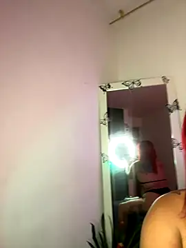 Snapshot of EmmaHot chatting on October 19, 2025, 1:25 pm EmmaHot online show from October 19, 2025, 1:25 pm