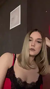 Snapshot of Alisa_Rise chatting on April 4, 2026, 11:22 pm Alisa Rise online show from April 4, 2026, 11:22 pm