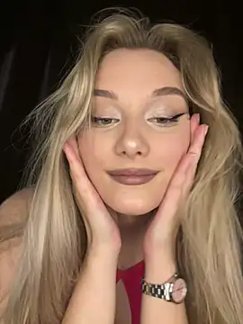 Snapshot of Alisa_Rise chatting on December 7, 2024, 3:03 pm Alisa Rise online show from December 7, 2024, 3:03 pm