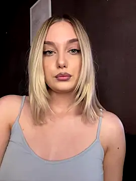 Snapshot of Alisa_Rise chatting on November 8, 2025, 10:52 am Alisa Rise online show from November 8, 2025, 10:52 am