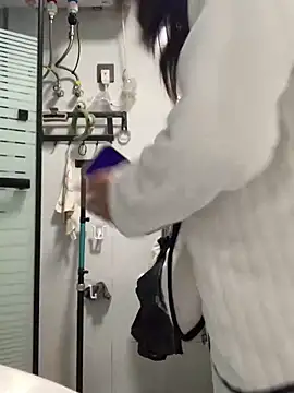 Aimeil online show from April 4, 2026, 3:07 pm