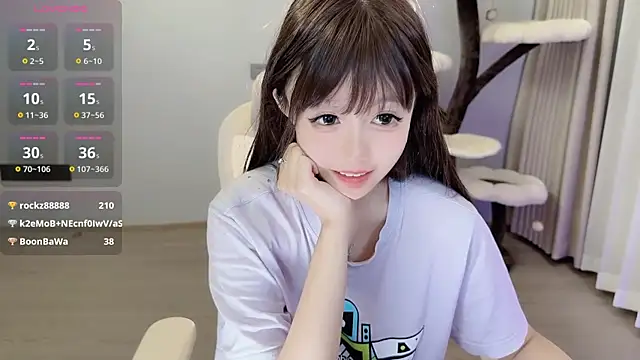 eveminii online show from February 19, 2025, 7:16 pm