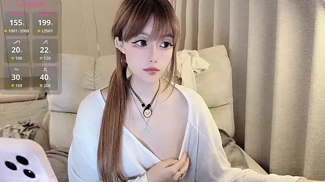 eveminii online show from February 25, 2026, 4:45 am