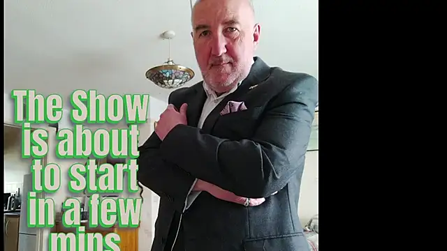 Adamdaddybear online show from July 19, 2026, 6:55 am