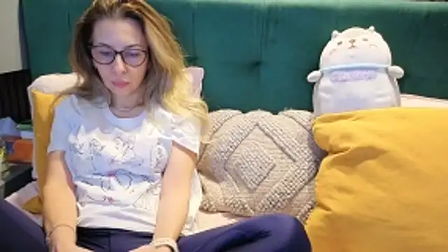 SukyGirl online show from April 4, 2026, 7:59 am