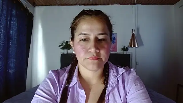 Amelidijon  online show from December 24, 2024, 3:05 pm