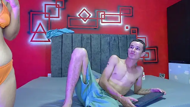 dirty couple22 online show from September 17, 2025, 2:08 pm