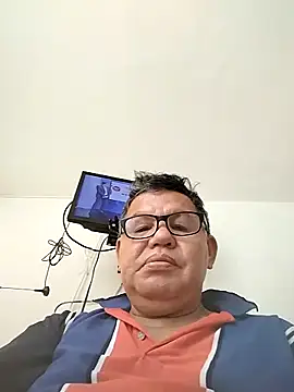 Snapshot of catatunboculion chatting on October 3, 2025, 12:17 pm catatunboculion online show from October 3, 2025, 12:17 pm