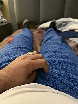 cryptoman1119 online show from January 13, 2025, 1:06 pm