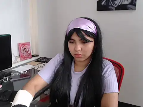 Snapshot of Miapeyton chatting on October 28, 2025, 3:55 pm Miapeyton online show from October 28, 2025, 3:55 pm