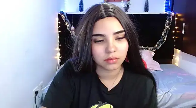 Snapshot of Miapeyton chatting on December 30, 2024, 3:23 pm Miapeyton online show from December 30, 2024, 3:23 pm