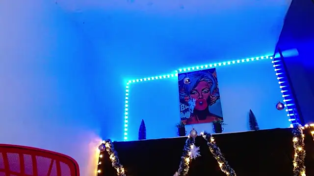 Snapshot of Miapeyton chatting on December 24, 2024, 12:00 am Miapeyton online show from December 24, 2024, 12:00 am