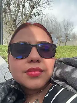 Snapshot of Miapeyton chatting on March 18, 2025, 3:33 pm Miapeyton online show from March 18, 2025, 3:33 pm