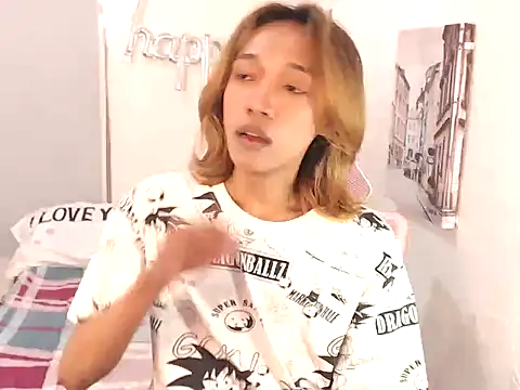 imtwinky online show from March 13, 2026, 11:59 am