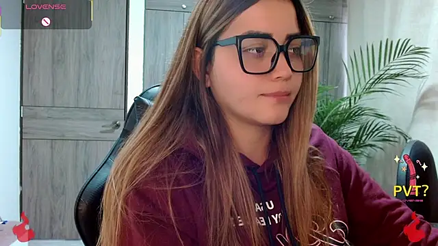 Lucia star   online show from February 23, 2026, 1:01 pm