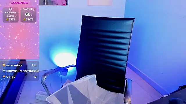 Snapshot of IvyBliss8 chatting on February 13, 2025, 6:15 pm IvyBliss8 online show from February 13, 2025, 6:15 pm