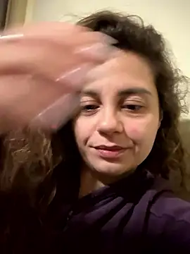 ItalianiMuli online show from January 11, 2026, 1:56 am