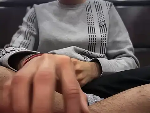 Snapshot of SexMachine1069 chatting on November 17, 2025, 6:45 pm SexMachine1069 online show from November 17, 2025, 6:45 pm