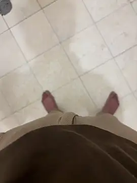 Snapshot of SexMachine1069 chatting on February 8, 2025, 5:29 pm SexMachine1069 online show from February 8, 2025, 5:29 pm