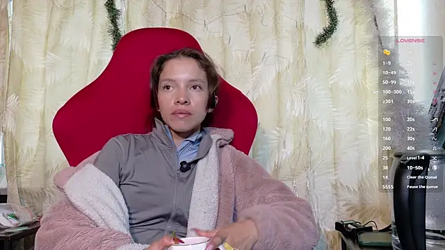 Snapshot of sweetdam12 chatting on January 16, 2026, 7:18 pm sweetdam12 online show from January 16, 2026, 7:18 pm