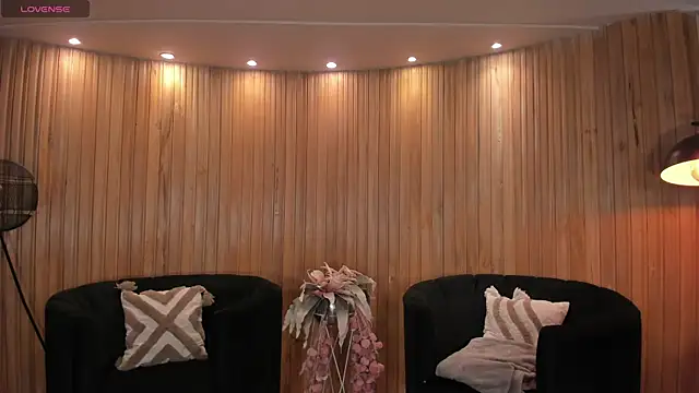 GiaFerrara online show from February 4, 2026, 7:31 pm