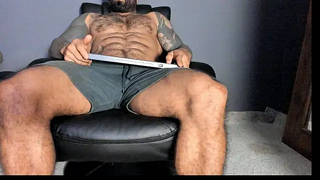 Brock hurn1 online show from November 3, 2025, 1:33 am