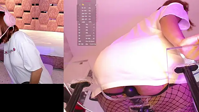 Snapshot of CamilaVegas_ chatting on November 3, 2025, 3:37 pm CamilaVegas online show from November 3, 2025, 3:37 pm