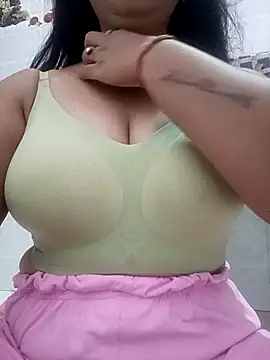 Snapshot of cute-mahek chatting on October 22, 2025, 2:49 pm cute-mahek online show from October 22, 2025, 2:49 pm