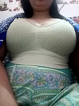 Snapshot of cute-mahek chatting on November 23, 2025, 12:31 am cute-mahek online show from November 23, 2025, 12:31 am