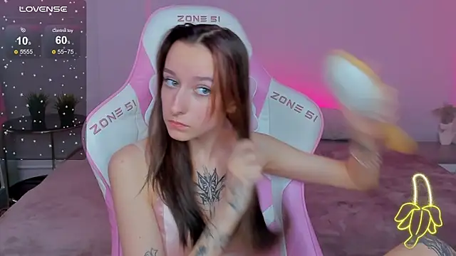 Snapshot of Doris_Scott chatting on March 13, 2025, 8:15 am Doris Scott online show from March 13, 2025, 8:15 am