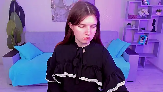 BonneyLove online show from February 16, 2025, 5:37 pm