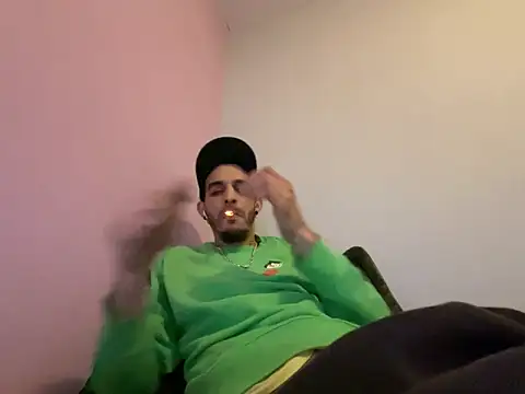 Rebeu313 online show from February 22, 2026, 9:16 pm