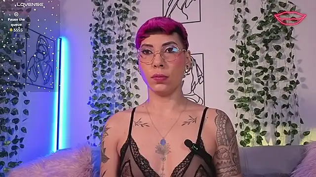 MiaMorgan  online show from March 8, 2026, 3:04 pm