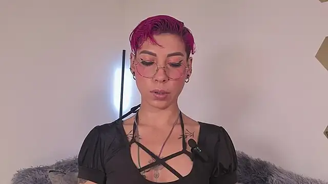 Snapshot of MiaMorgan_ chatting on November 24, 2025, 1:22 pm MiaMorgan online show from November 24, 2025, 1:22 pm