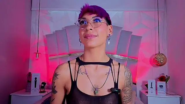 Snapshot of MiaMorgan_ chatting on September 15, 2025, 4:07 pm MiaMorgan online show from September 15, 2025, 4:07 pm