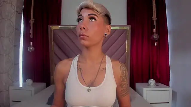 Snapshot of MiaMorgan_ chatting on March 21, 2025, 1:34 pm MiaMorgan online show from March 21, 2025, 1:34 pm