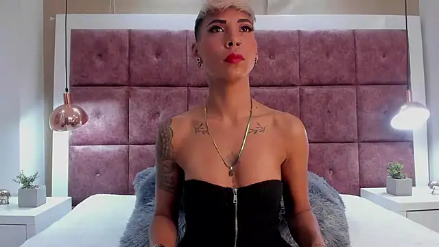 Snapshot of MiaMorgan_ chatting on March 16, 2025, 3:28 pm MiaMorgan online show from March 16, 2025, 3:28 pm