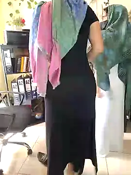 Snapshot of NAJWA-ARAB chatting on January 21, 2025, 5:30 pm NAJWA-ARAB online show from January 21, 2025, 5:30 pm