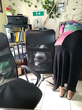 Snapshot of NAJWA-ARAB chatting on February 21, 2025, 5:20 pm NAJWA-ARAB online show from February 21, 2025, 5:20 pm